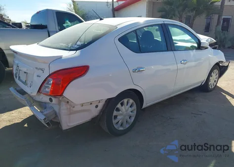 2019 Nissan Versa 1.6 Sv z USA, uszkodzony, nr VIN 3N1CN7AP8KL839289